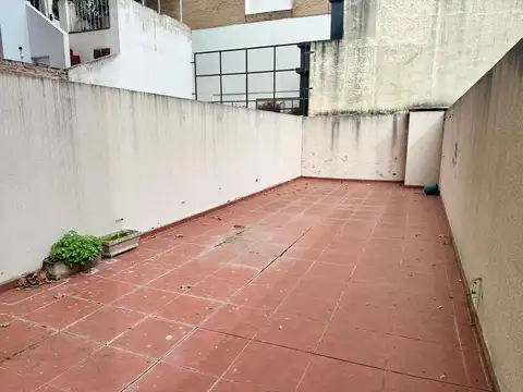 DEPTO. 1 DORMITORIO   PATIO EXCLUSIVO