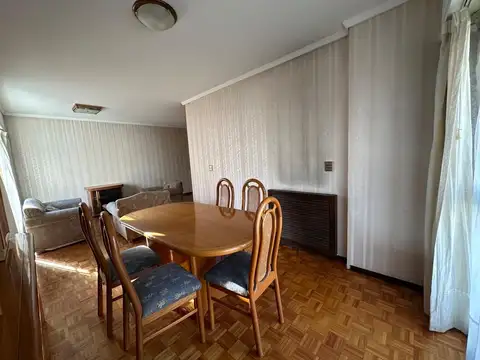 Departamento 4 ambientes con 3 baños