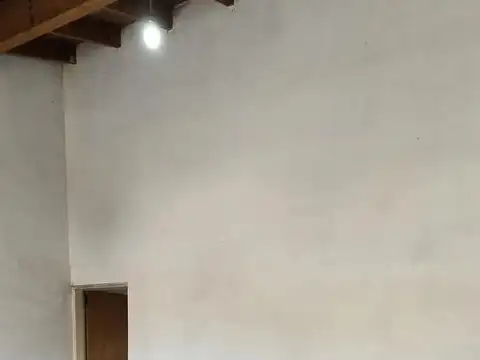 Departamento en Alquiler en Moron, $ 370.000