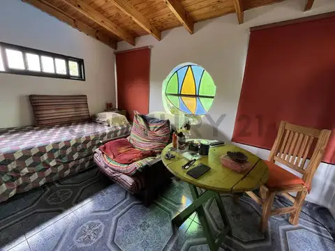 Casa 3 ambientes con 2 baños