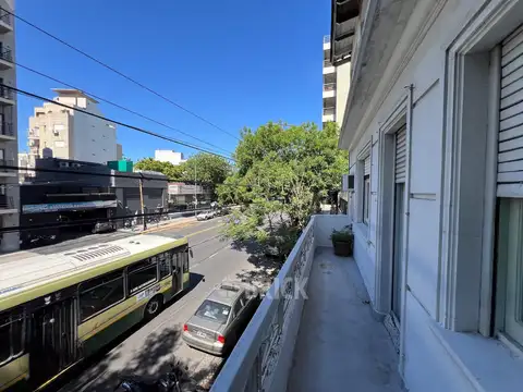 Depto Tipo Casa en Venta de 4 dormitorios