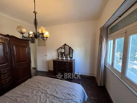 Depto Tipo Casa 5 ambientes con 2 baños