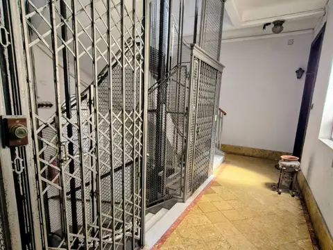 Departamento en Venta de 7 ambientes