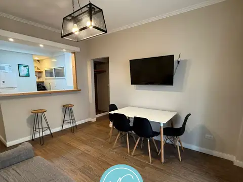 Departamento 2 Amb. Balcon a la calle