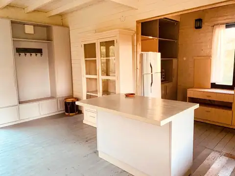 Casa 2 ambientes con 2 baños