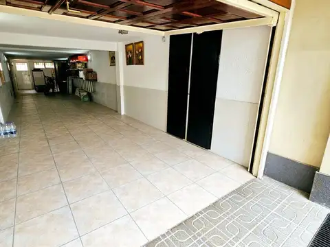 Casa 5 ambientes con 5 baños