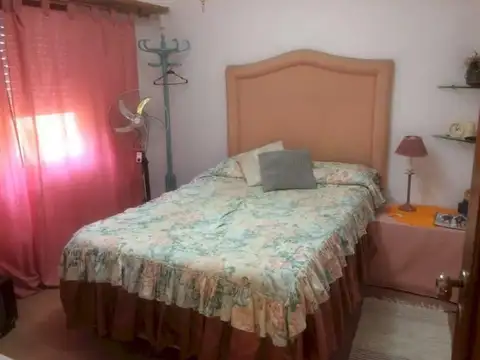 DESTACADO CHALET / CASA z/ Centro. Garaje/Pileta | VILLA GESELL | Cod.0702