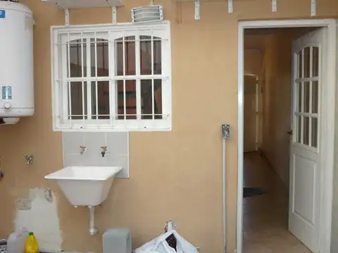 Casa en Alquiler al Oeste