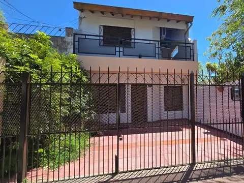 Duplex 3 dormitorios venta  Castelar norte