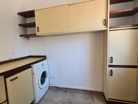 Depto Tipo Casa en Venta 40 años