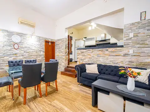 VENTA PH 3 AMBIENTES AL FRENTE CON ENTRADA INDEPENDIENTE - APTO CREDITO - BAJAS EXPENSAS - PATIO CON PARRILLA