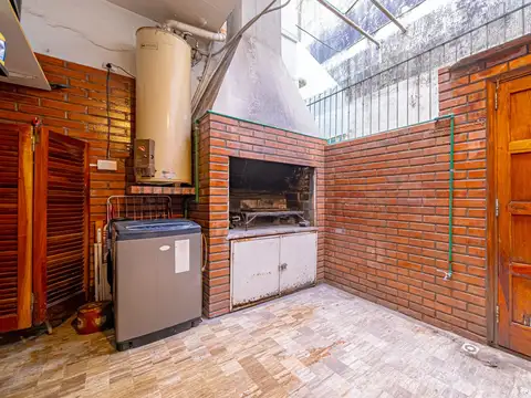 Depto Tipo Casa en Venta 40 años