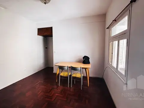 Depto Tipo Casa 2 ambientes con 1 baño