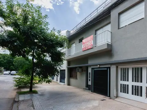 PH venta barrio Cinco Esquinas 2 dormitorios terraza cochera parrillero impecable apta crédito