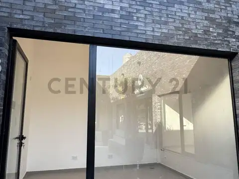 Local en Alquiler en Bella Vista, $ 700.000