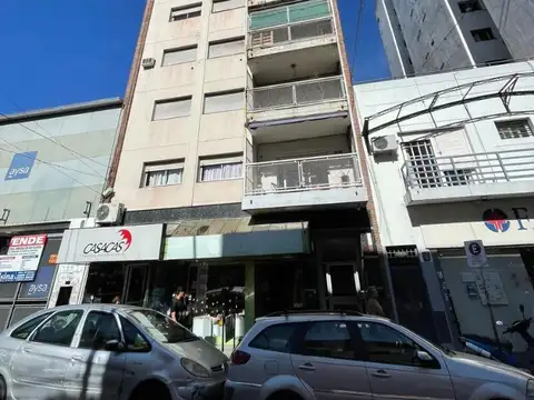 Departamento de 2 ambientes en Quilmes centro