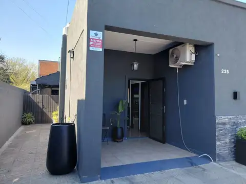 Casa en Venta en San Antonio de Padua, USD 95.000
