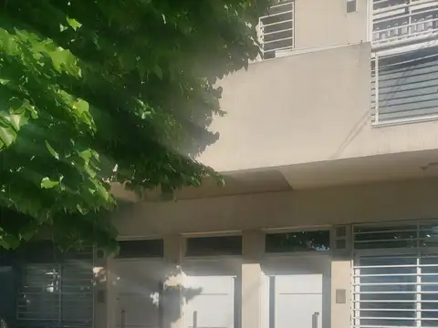 DEPARTAMENTO 2 AMBIENTES - EN ALQUILER -  SIN EXPENSAS- MONTE CASTRO