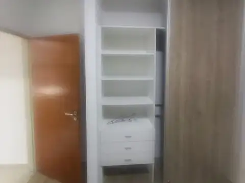 DEPARTAMENTO 2 AMBIENTES - EN ALQUILER -  SIN EXPENSAS- MONTE CASTRO