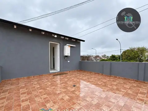 Depto Tipo Casa en Venta en San Carlos, USD 130.000