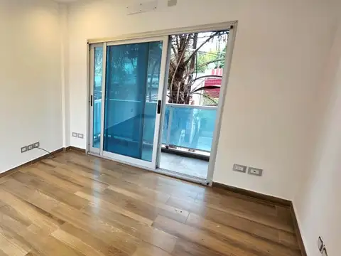 Peru 2300, Piso 1