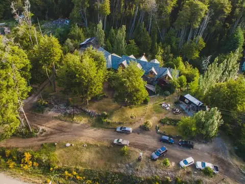 Casa en Venta con 8 cocheras