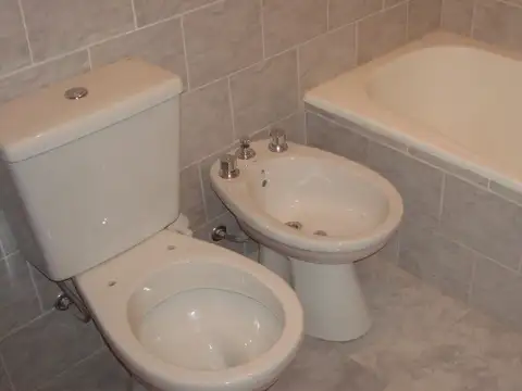 Departamento en Alquiler con 1 cochera