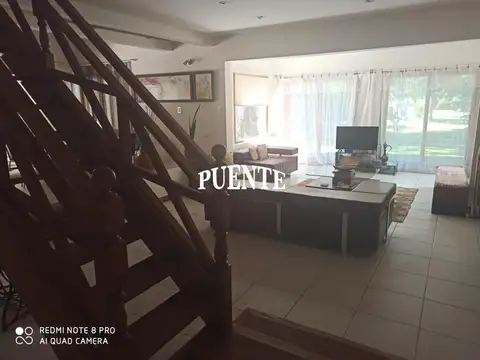 Casa 6 ambientes con 4 baños