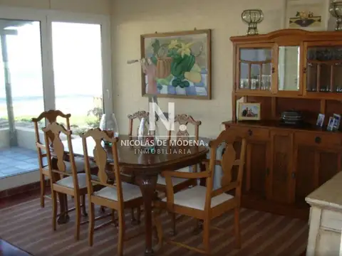 EXCLUSIVA CASA EN VENTA EN PUNTA DEL ESTE.