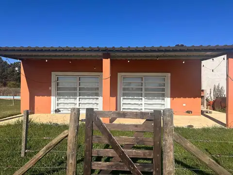 Casa 3 ambientes con 1 baño