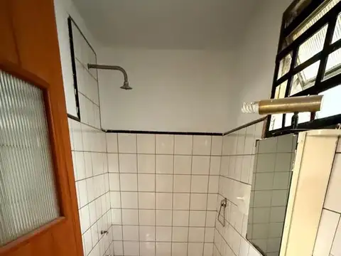 Local en Alquiler 60 años