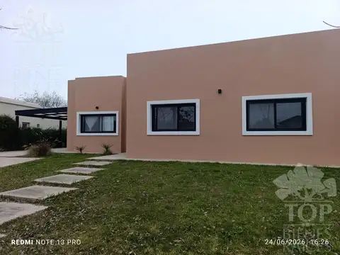 Casa en Alquiler de 3 dormitorios