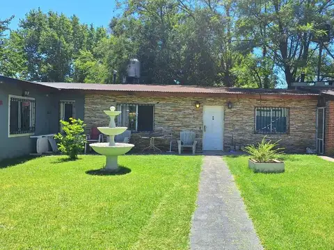 Venta Casa 4 amb. Pileta Galería Cochera. Escobar