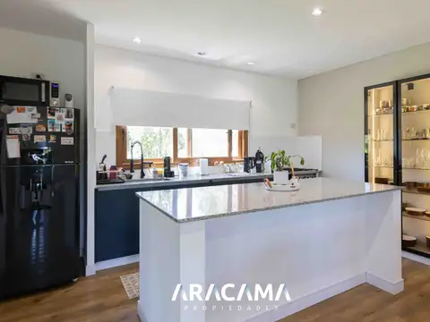 Casa en Venta en Horizontes al Sur, USD 240.000