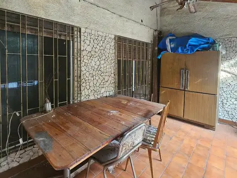 Casa en Venta 4 Ambientes Amplio con Parrilla y Garage