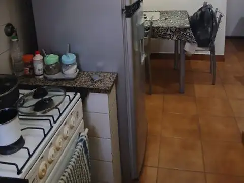 Departamento en Alquiler en República De La Sexta, $ 400.000