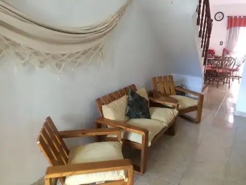 Depto Tipo Casa en Alquiler Temporal de 4 ambientes