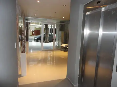Juan B. Ambrosetti 200, Piso 2