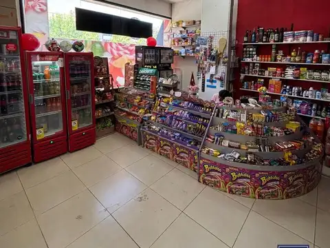 Local en Venta en Pueblo Caamaño, Countries y Barrios Cerrados en Pilar