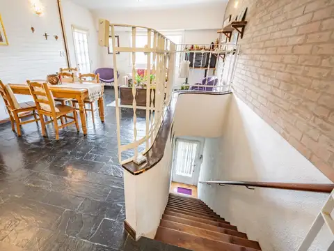 VENTA PH 4 AMB. + QUINCHO Y TERRAZA - V. SARMIENTO