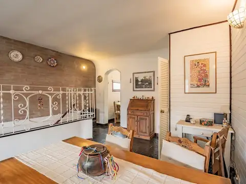 Depto Tipo Casa 5 ambientes con 2 baños