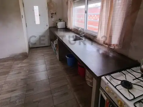 Casa en Venta en Los Hornos, USD 50.000