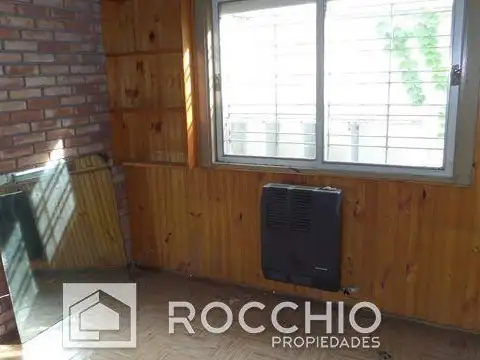 Pacifico Rodriguez 5132. Entre General paz y Lamadrid