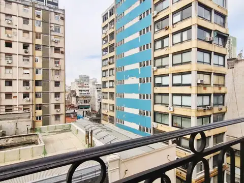 Tucumán 800, Piso 8