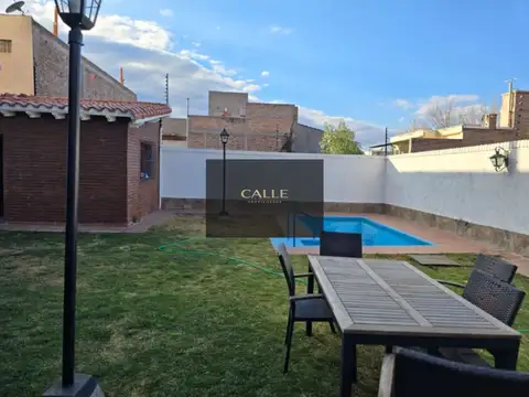 Casa en venta c/ cochera en 6.ª Sección Residencial Norte