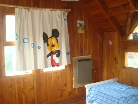 Casa 4 ambientes con 2 baños