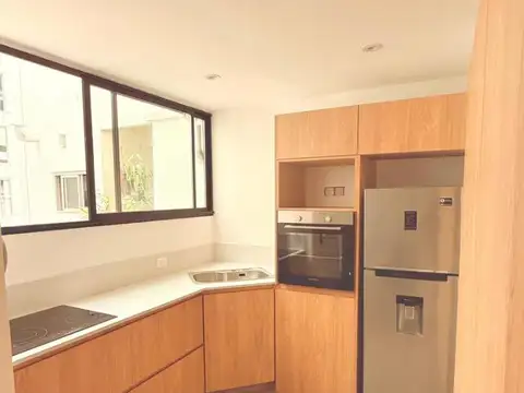 VENTA DE TRES AMB EN LAS CAÑITAS HECHO A NUEVO IMPECABLE 