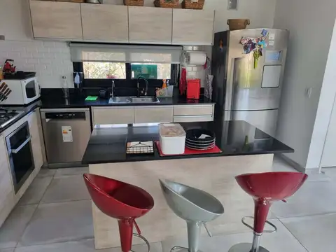 Venta Casa 5 amb Santa Lucia Pilar del Este
