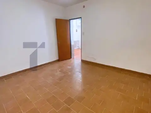 PH Planta baja. 4 AMBIENTES, SIN EXPENSAS