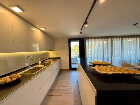 Departamento en Venta con 1 cocheras